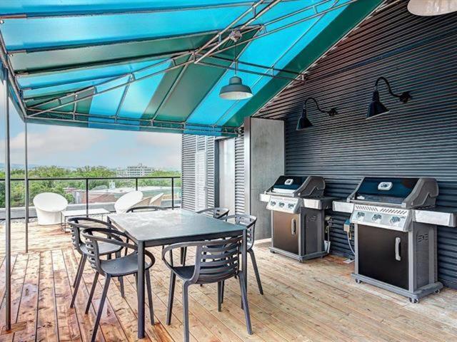 Penthouse On Charest - With Parking And Gym Apartment Quebec City Exterior photo